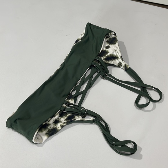 Women’s swimsuit Green Tie Dye High Rise Bikini Set completely reversible - Picture 15 of 16